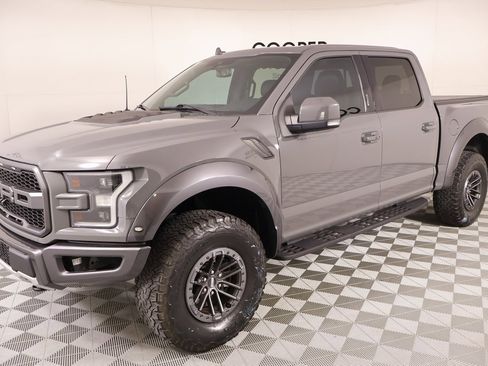Used 2020 Ford F150 Raptor w/ Equipment Group 802A Luxury image 12