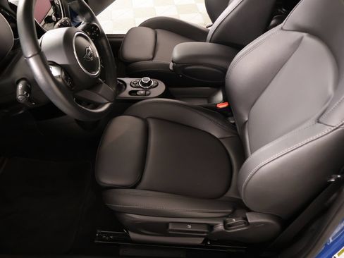 Used 2024 MINI Cooper SE FWD image 11