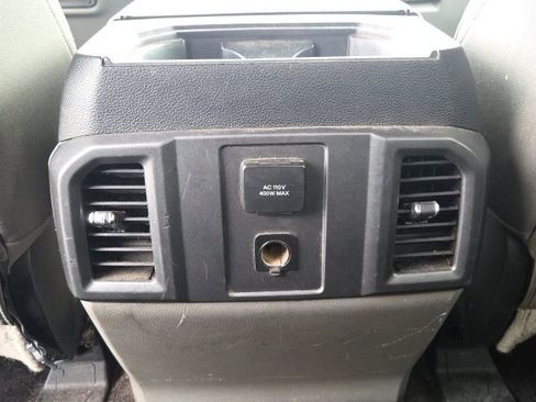 Used 2016 Ford F150 XLT w/ Equipment Group 302A Luxury image 15