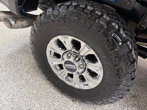 Used 2019 Ford F250 XLT w/ XLT Premium Package AWD/4WD image 48