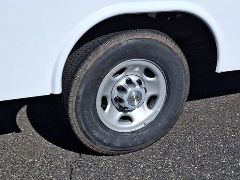 New 2026 Chevrolet Express 3500 w/ Power Convenience Package RWD image 5