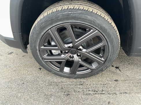 New 2026 Jeep Compass Limited image 2