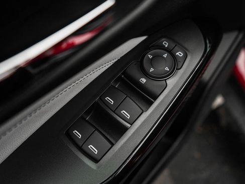 New 2026 Chevrolet Trax LT w/ Driver Confidence Package FWD image 16