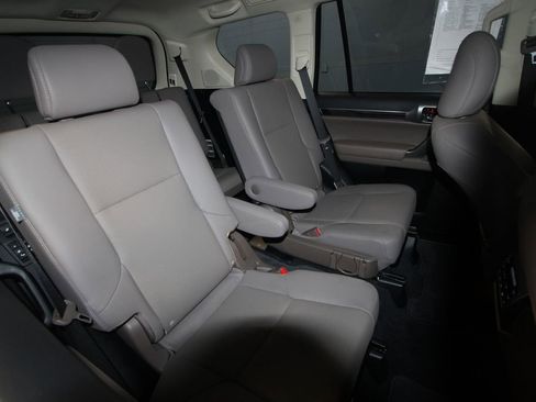 Used 2023 Lexus GX 460 Premium AWD/4WD image 27