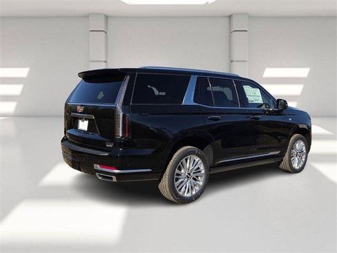 New 2026 Cadillac Escalade Luxury image 5