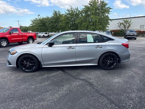 Used 2023 Honda Civic Sport image 6