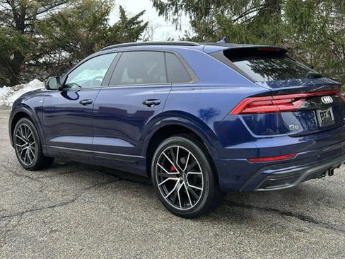 Used 2019 Audi Q8 Prestige image 7