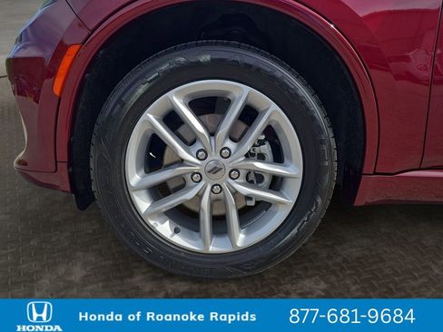 Used 2024 Dodge Durango GT AWD/4WD image 9