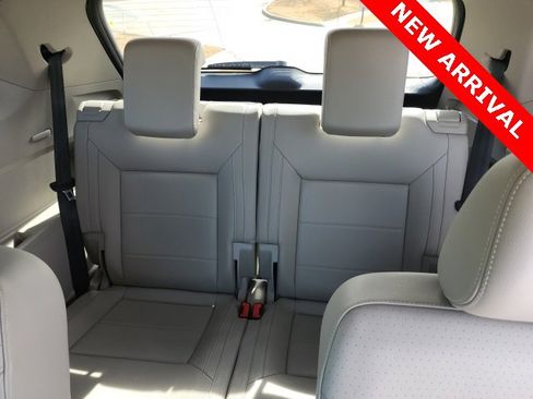 Used 2021 Volkswagen Atlas SE w/ Panoramic Sunroof Package image 11