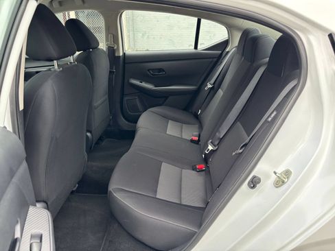 Used 2025 Nissan Sentra SV FWD image 23
