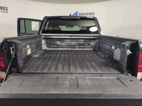 Used 2023 Honda Ridgeline Sport image 21