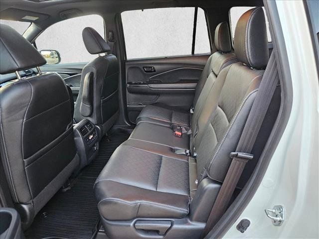 Used 2022 Honda Passport Elite image 14