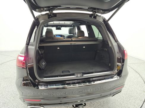 Used 2026 Mercedes-Benz GLS 450 4MATIC image 25