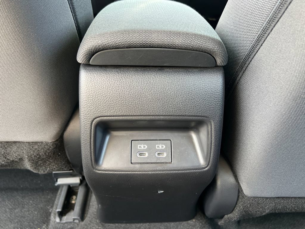 Used 2025 Toyota Corolla LE FWD image 14