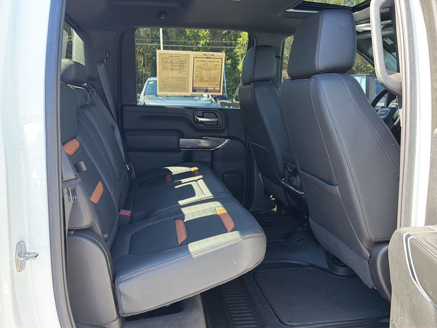 Used 2023 GMC Sierra 2500 AT4 w/ AT4 Premium Plus Package AWD/4WD image 13