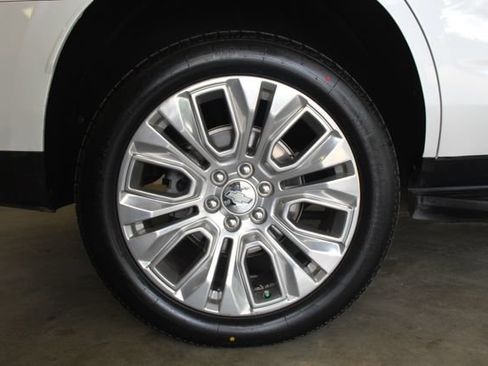 Used 2021 Chevrolet Tahoe Premier RWD image 31