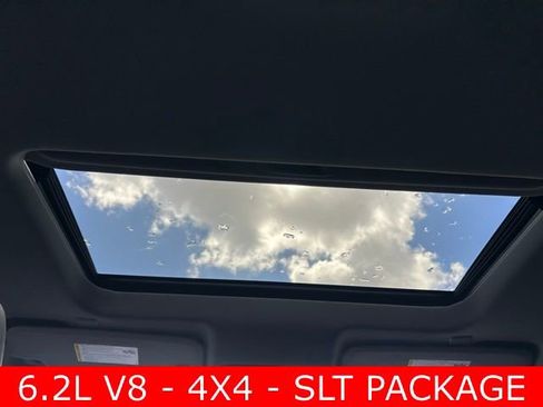 Used 2021 GMC Sierra 1500 SLT w/ SLT Premium Package image 18