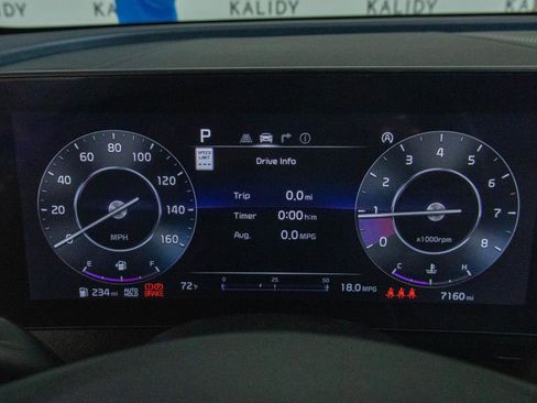 Used 2025 Kia Sportage SX FWD image 16