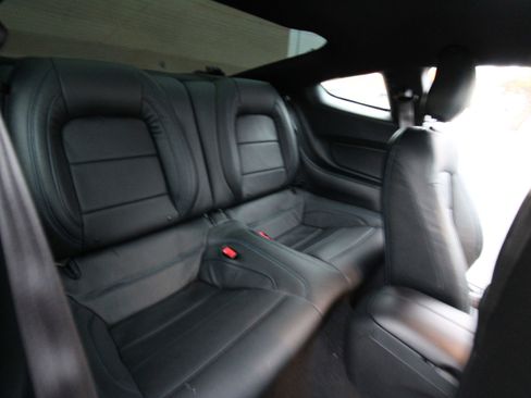 Used 2019 Ford Mustang GT image 35