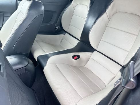 Used 2022 Ford Mustang Premium image 29