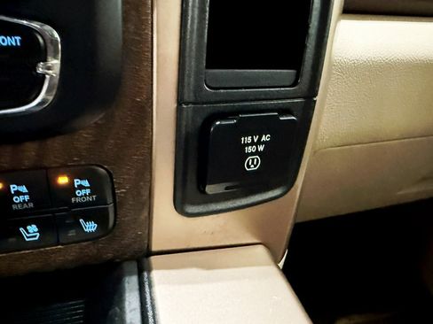 Used 2017 RAM 2500 Limited image 33