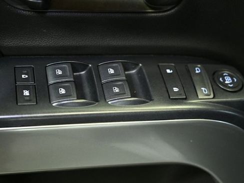 Used 2018 Chevrolet Silverado 1500 LT w/ LT Eassist Package image 44