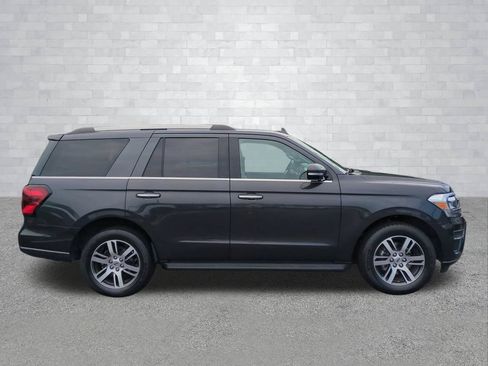 Certified 2024 Ford Expedition Limited RWD image 3