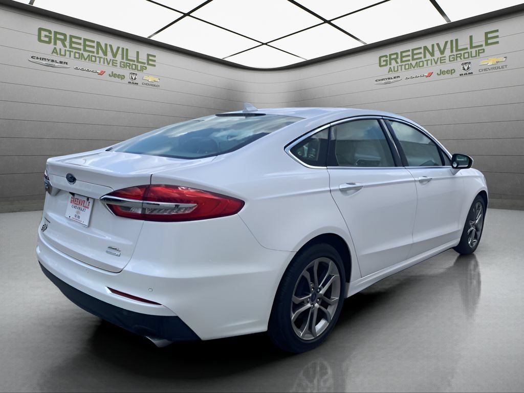 Used 2019 Ford Fusion SEL FWD image 5