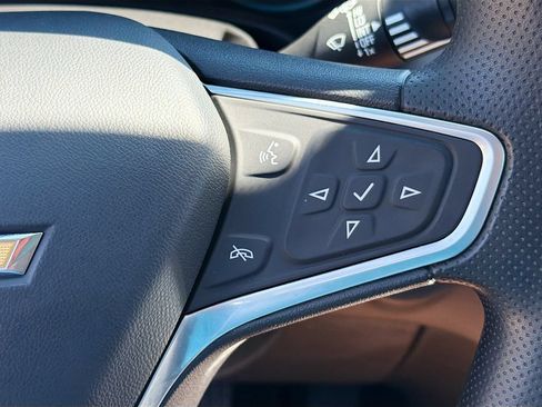 Used 2023 Chevrolet Equinox LS FWD image 20