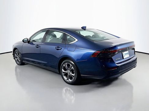 Certified 2023 Honda Accord EX image 5