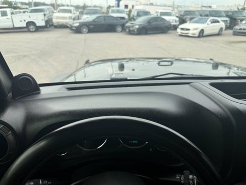 Used 2014 Jeep Wrangler Sport AWD/4WD image 45