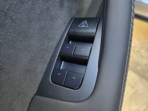 Used 2026 Tesla Model Y Long Range RWD image 30