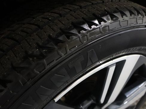 Used 2021 Nissan Rogue Platinum image 31