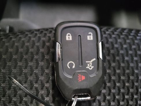 Used 2022 GMC Terrain SLE w/ Driver Convenience Package image 32