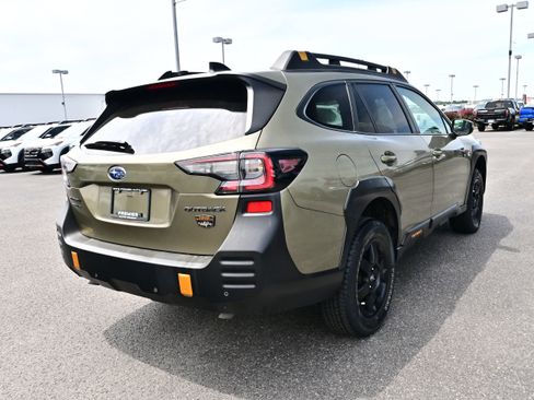 Used 2024 Subaru Outback Wilderness AWD/4WD image 8