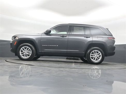 New 2025 Jeep Grand Cherokee Laredo X image 43