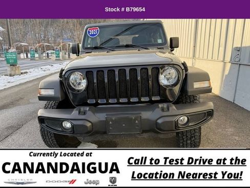 Used 2021 Jeep Wrangler Sport AWD/4WD image 4