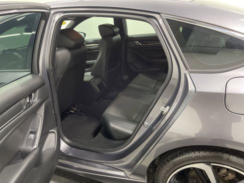 Used 2019 Honda Accord Sport image 13