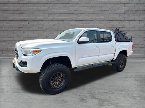 Used 2019 Toyota Tacoma SR w/ SR Convenience Package AWD/4WD image 2
