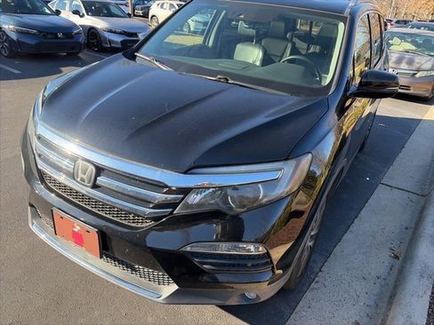 Used 2017 Honda Pilot Elite image 8