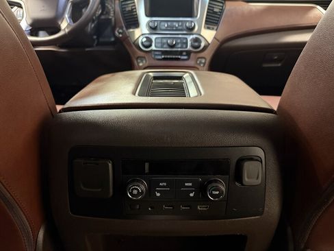 Used 2018 Chevrolet Tahoe Premier AWD/4WD image 31