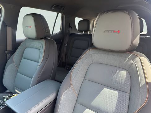 New 2027 GMC Terrain AT4 w/ Technology Package II AWD/4WD image 10