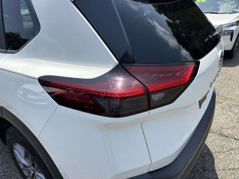 Certified 2021 Nissan Rogue S AWD/4WD image 10