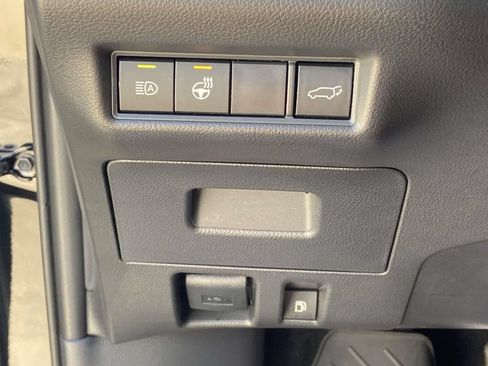 Used 2026 Toyota Grand Highlander AWD image 28