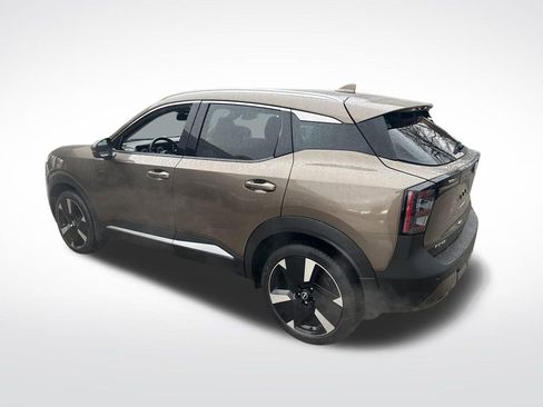 Certified 2025 Nissan Kicks SR image 47