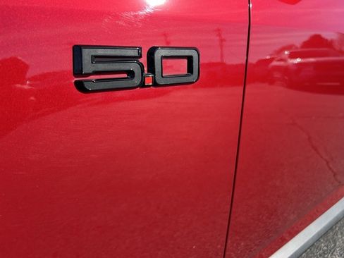 Used 2024 Ford Mustang GT Premium image 9