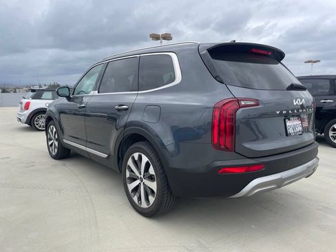 Used 2022 Kia Telluride S FWD image 4