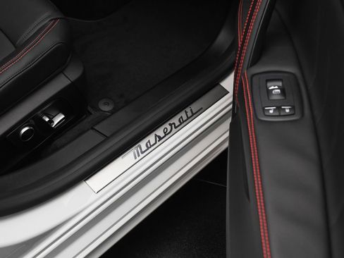 New 2024 Maserati Ghibli Modena Ultima Q4 image 44