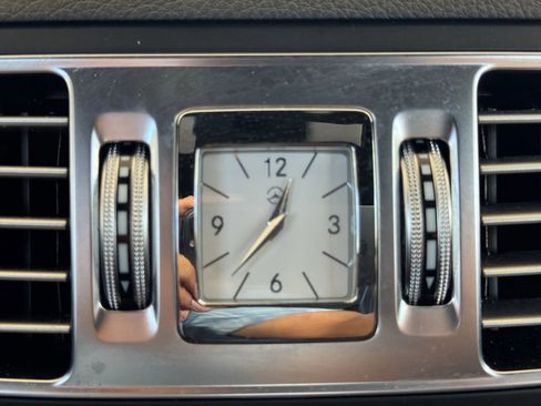 Used 2015 Mercedes-Benz E 550 E 550 Coupe 2D w/ Premium 1 Package image 31