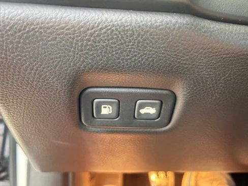 Used 2009 Chevrolet Corvette Z06 w/ Preferred Equipment Group image 15